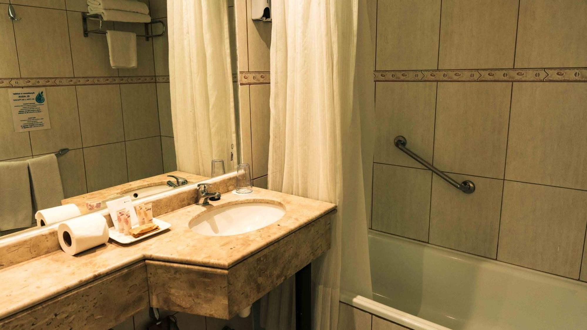 Hotel Eurotel El Bosque Santiago Ngoại thất bức ảnh